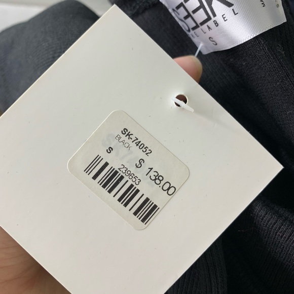 NEW SEEK The Label black long sleeve ribbed dress - Picture 7 of 7